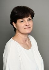 Dr. Schmidt Emese