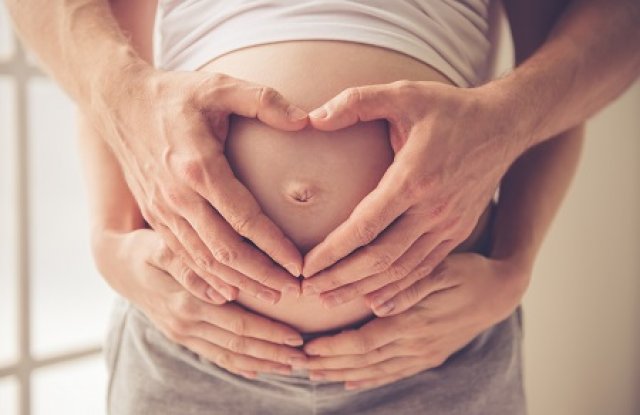 Van megoldás a kismamák haj- és bőrproblémáira Van megoldás a kismamák haj- és bőrproblémáira